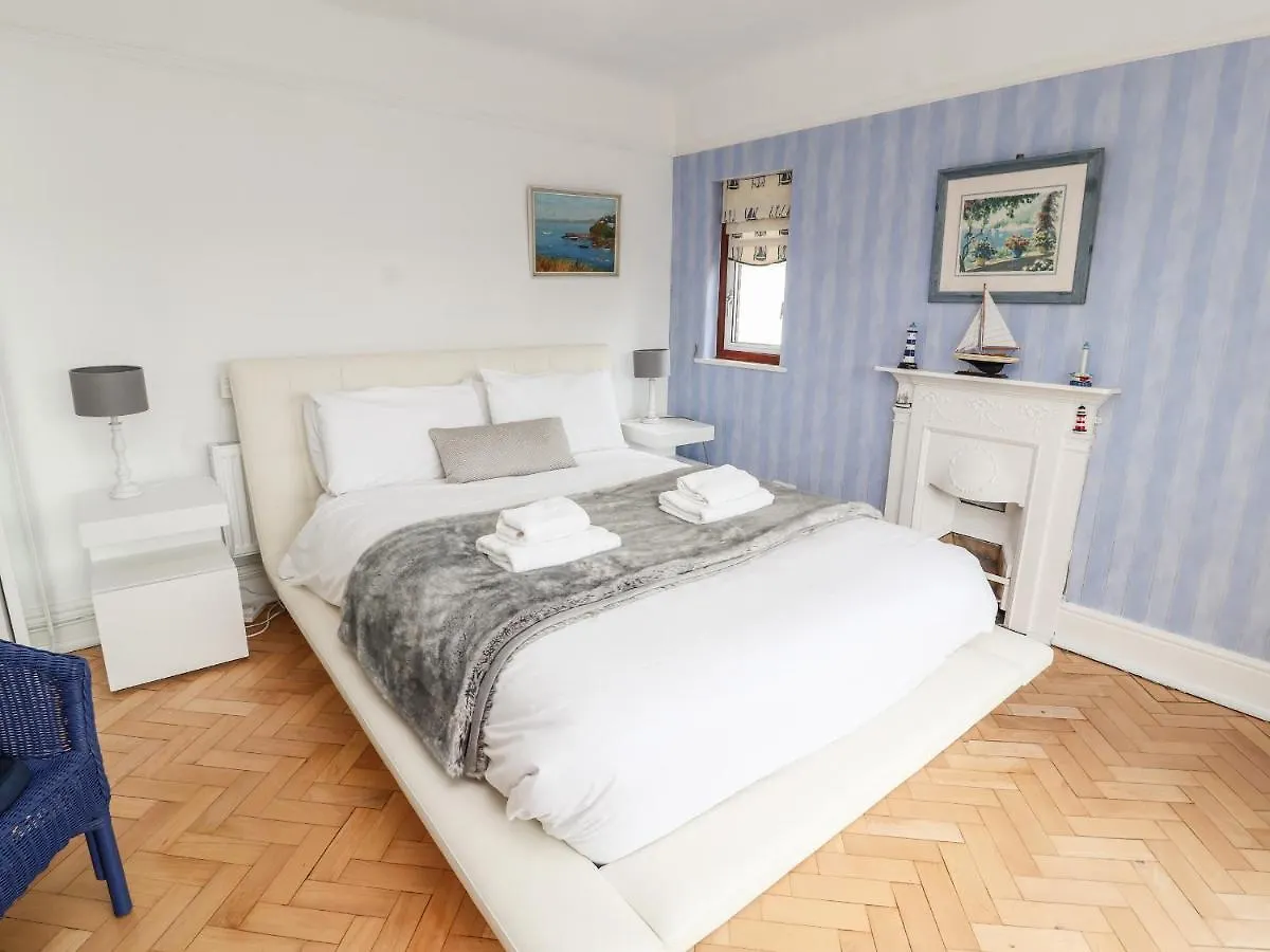 Dee Heights Penthouse Apartment Chester